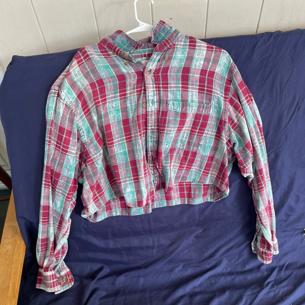 vintage blue and red cropped flannel